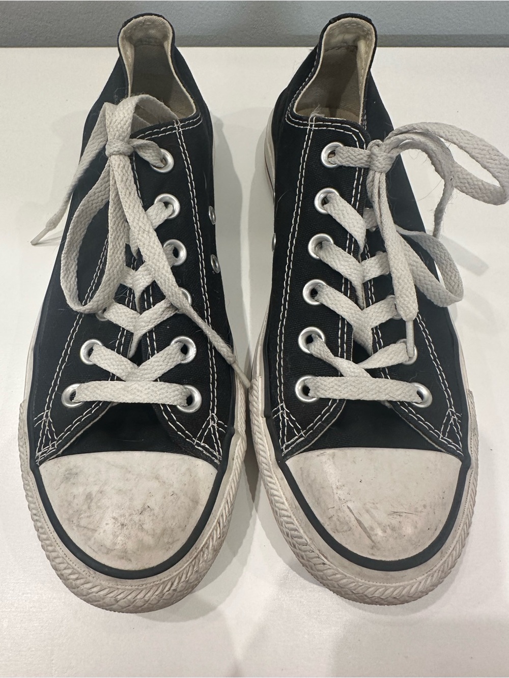 Converse Black Low Top Chucks - Women’s 8